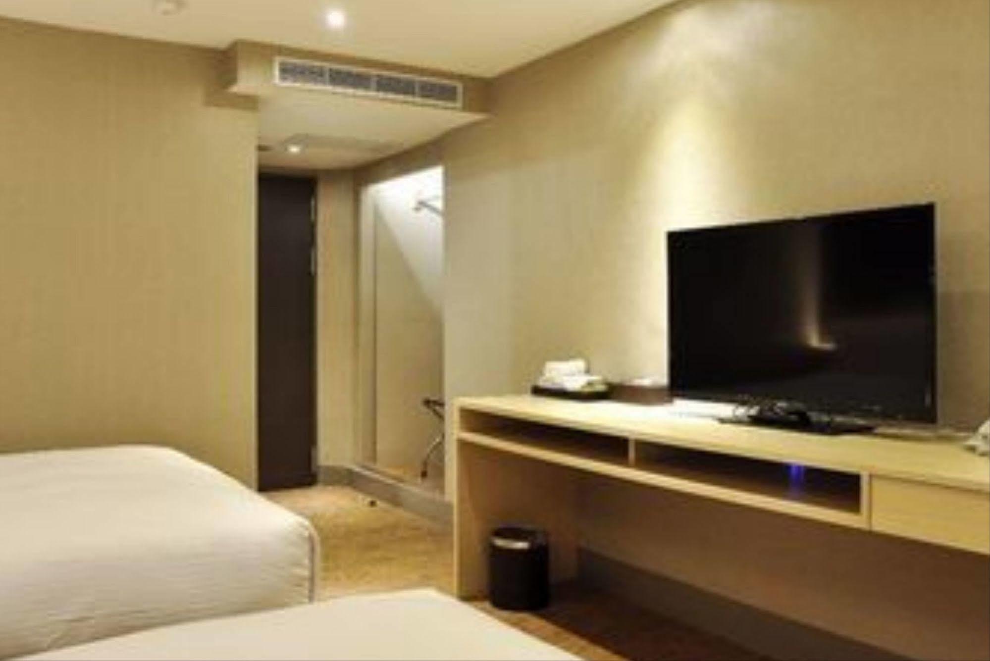 Simple Life Kaohsiung Hotel Exterior foto